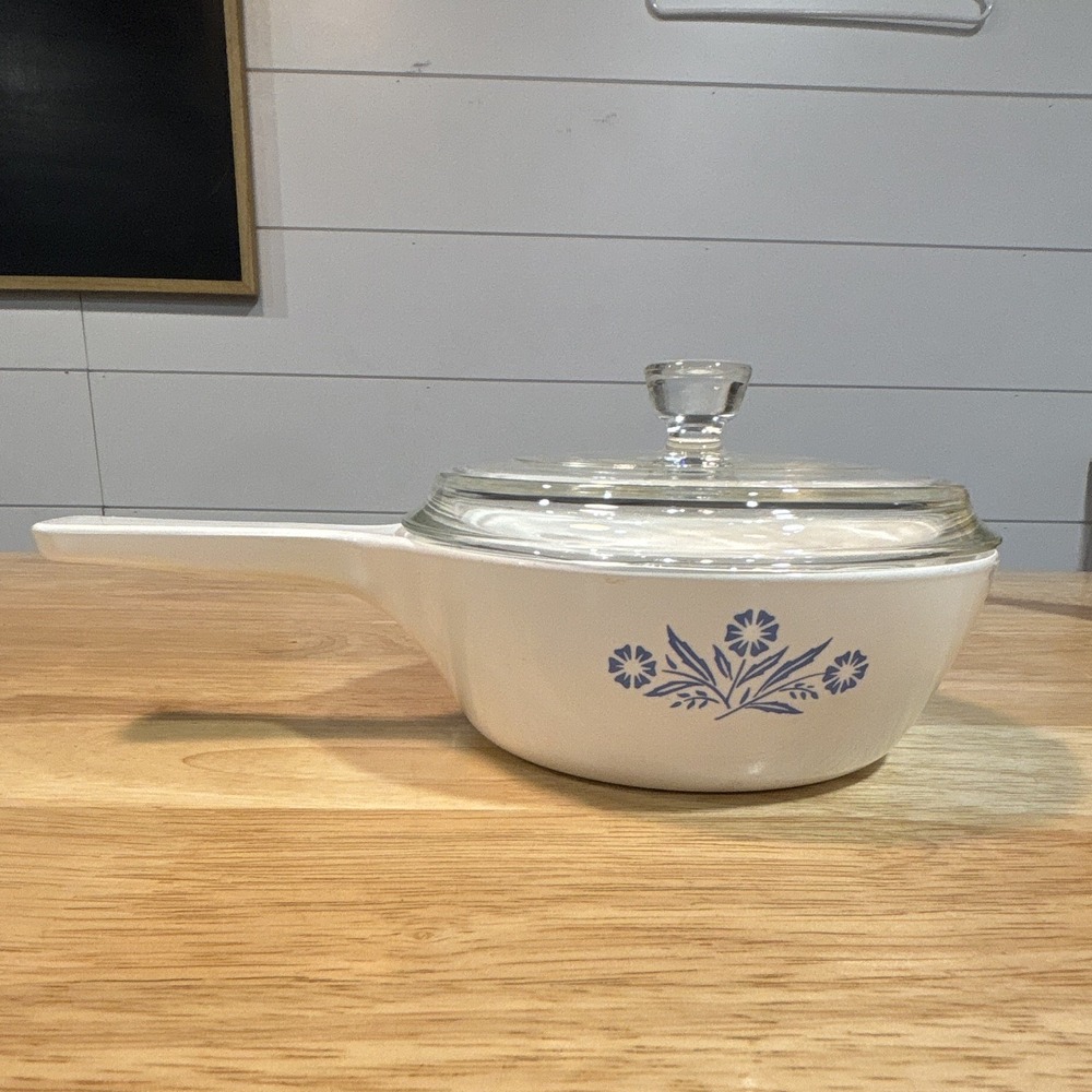 Corning Ware Blue Floral White Round Casserole 1 Pint With Lid P-81-B